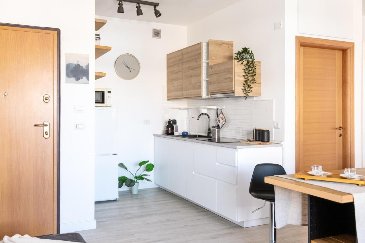 Loft Con Terrazzo - 3 Min Dalle Autostrade By FollowgreenhouseРим Экстерьер фото