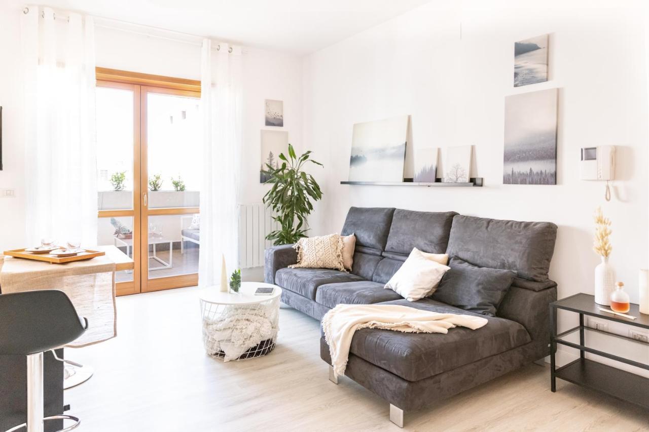 Loft Con Terrazzo - 3 Min Dalle Autostrade By FollowgreenhouseРим Экстерьер фото